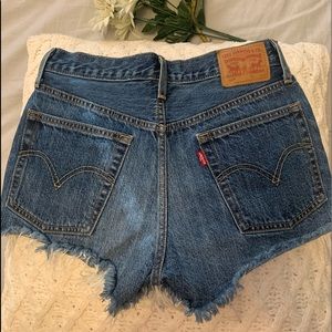 Levi’s Denim Shorts 26W